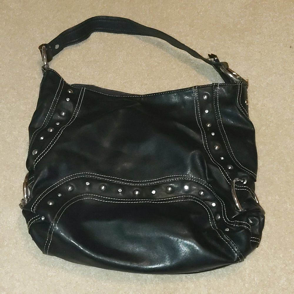Black stud purse - Picture 1 of 8
